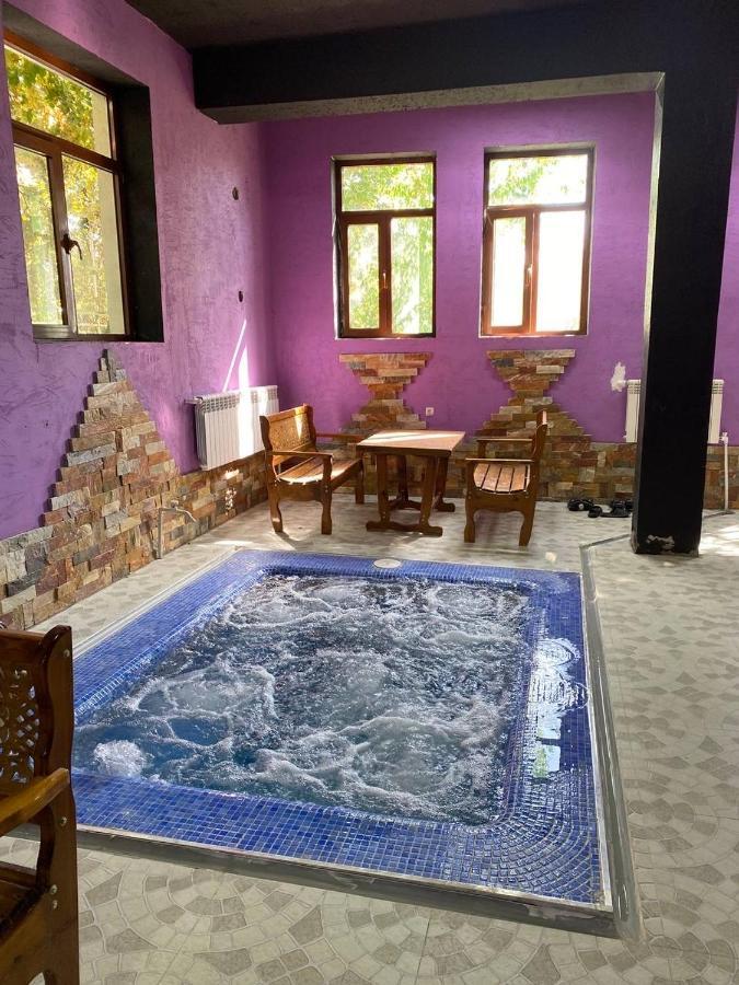 May Weather Family Guest House Sauna Pool Djakuzi Relax Area Bukhara Exterior foto